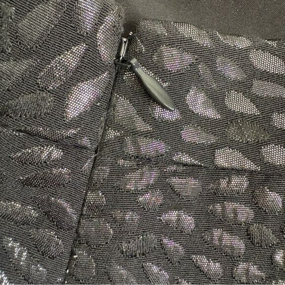 NWT Loft Skirt Black Embossed Metallic A-Line Mini Size 6 - Picture 5 of 8